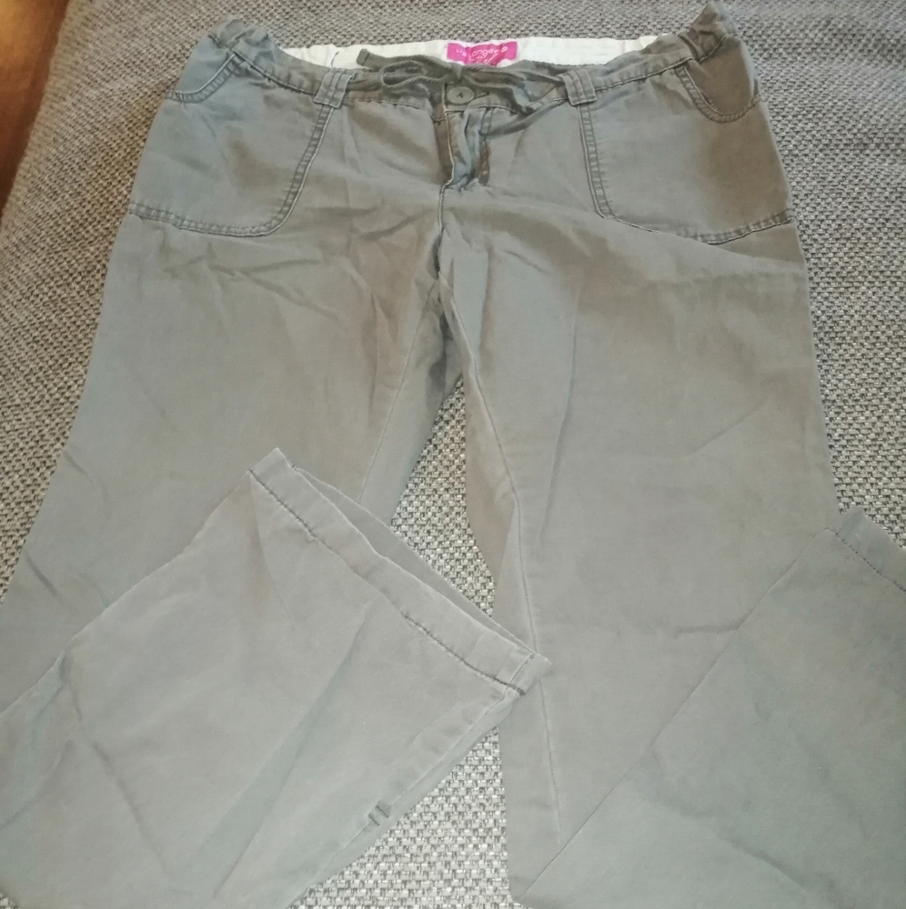 Liz Lange maternity cargo pants